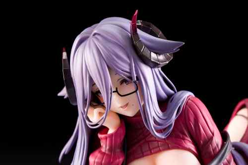 あみあみ×AniGame「アズールレーン フリードリヒ・カール 甘く甘えて昼の遊戯Ver.」フィギュアレビュー