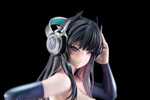 フリーイング「アズールレーン ストラスブール 謡精舞うサーキット」フィギュアレビュー